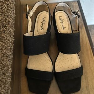 Life Stride Black Teddi micro suede Sandals woman’s 11M sorry no box